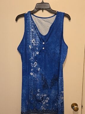 Sleeveless Royal Blue Floral Midi Dress with Button V-Neck